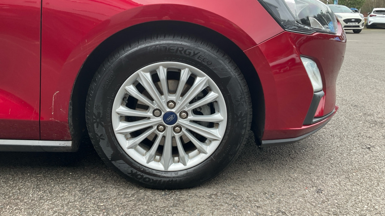 Ford Focus 1.0 EcoBoost 125 Titanium 5dr Petrol Hatchback